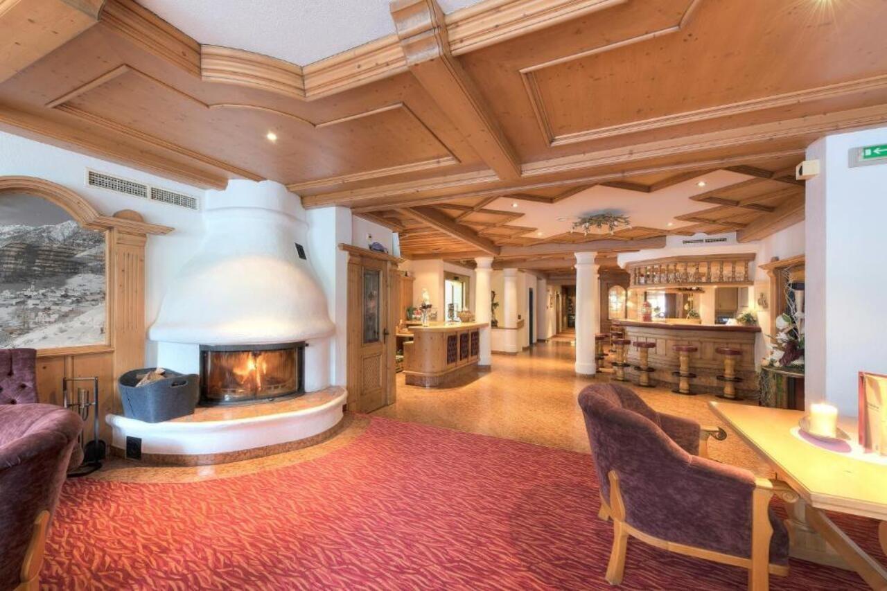 Hotel Troschana Flirsch Eksteriør bilde