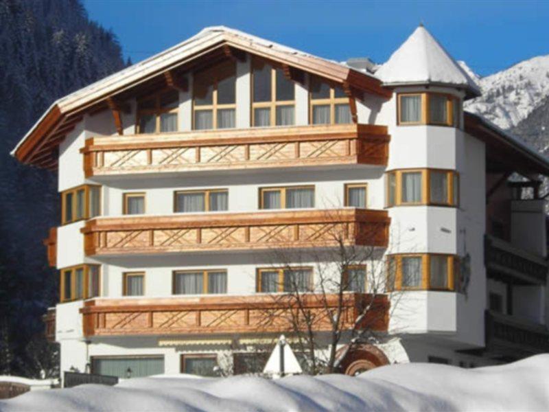 Hotel Troschana Flirsch Eksteriør bilde